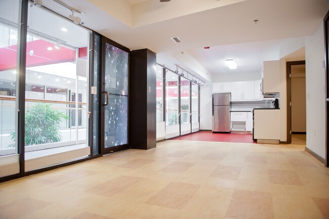 The Aurora - Residential in Roanoke, VA - Building Photo - Building Photo