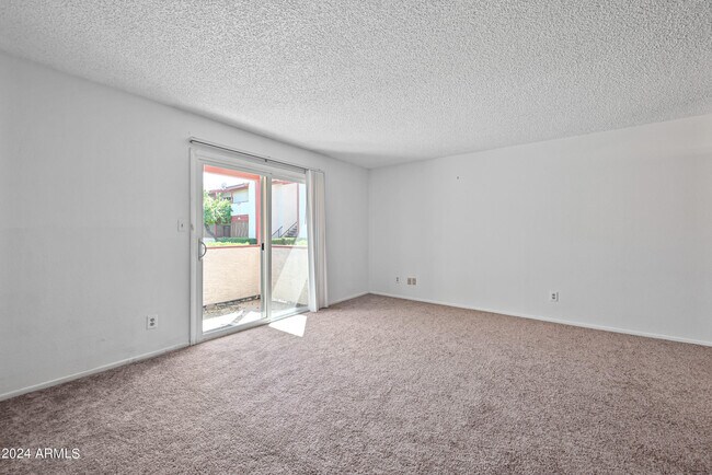 4211 E Palm Ln in Phoenix, AZ - Building Photo - Building Photo