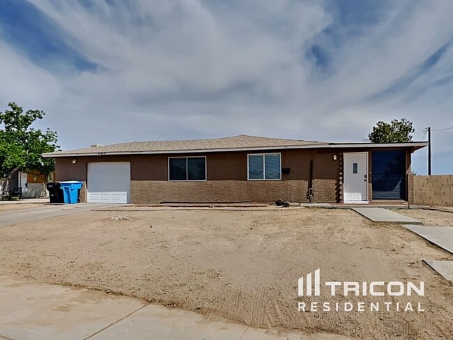 14801 N 29th Dr in Phoenix, AZ - Building Photo - Building Photo