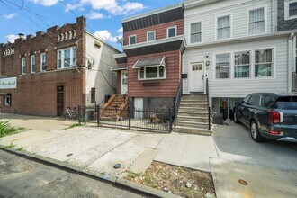 138 North St in Jersey City, NJ - Building Photo - Building Photo