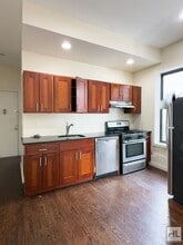 NOSTRAND AVENUE / Spacious 4-bed, 1-bath / in Brooklyn, NY - Building Photo - Building Photo