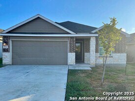 8014 Chanting Bnd in San Antonio, TX - Building Photo