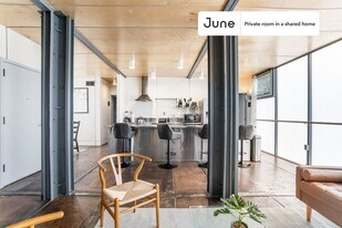 Room in Shared 6 bed/6 bath home in Washington, DC - Building Photo