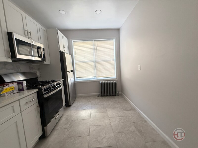 1929 Watson Ave in Bronx, NY - Building Photo