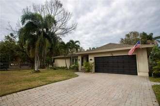 2079 Swan Ln in Safety Harbor, FL - Building Photo - Building Photo