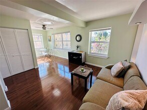 1308 Drexel Ave, Unit 205 in Miami Beach, FL - Building Photo - Building Photo