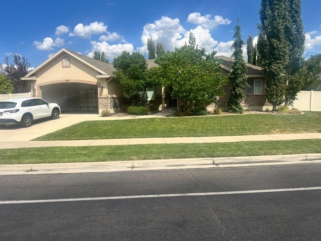 property at 564 Spring Meadow Ln