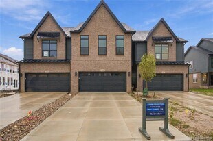 5401 Poppydrew Ln in Ann Arbor, MI - Building Photo
