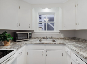 39 Vine St in Nashua, NH - Building Photo - Building Photo