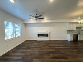 811 E 98th Ave in Thornton, CO - Building Photo - Building Photo