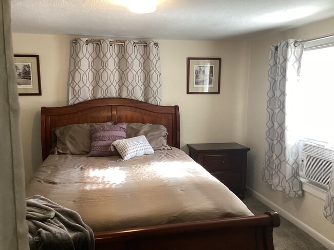 property at 2-1512 E Routt Ave