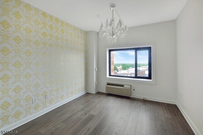 1 Carriage City Plz in Rahway, NJ - Building Photo - Building Photo