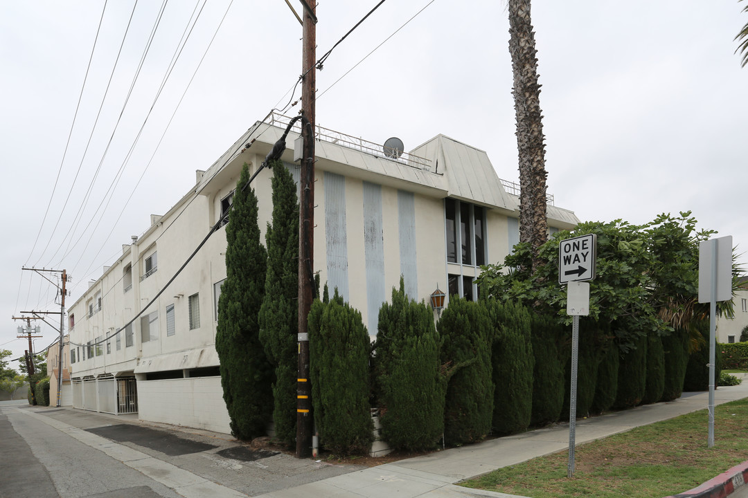 418 S Palm Dr in Beverly Hills, CA - Foto de edificio