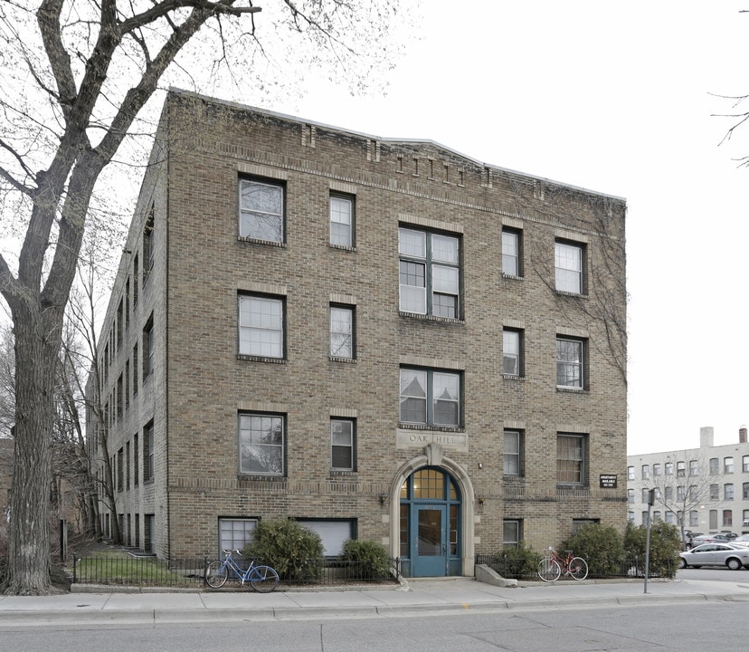 Oak Hill in Minneapolis, MN - Foto de edificio
