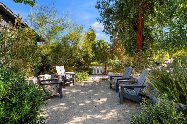 22041 San Miguel St in Los Angeles, CA - Building Photo - Building Photo