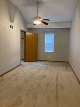 504 W Van Buren St in Belleville, IL - Building Photo - Building Photo