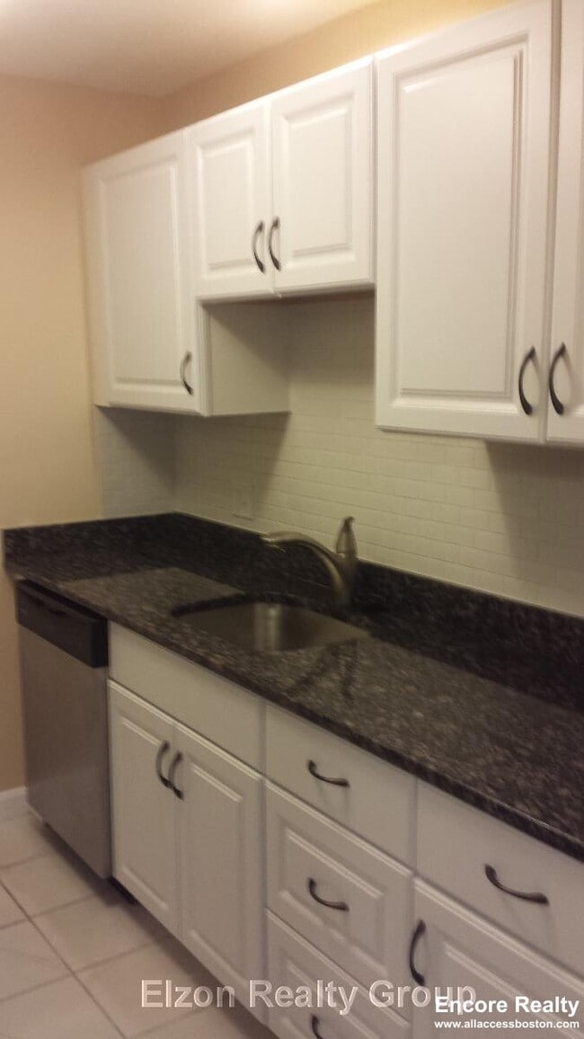 property at 276 Chestnut Hill Ave