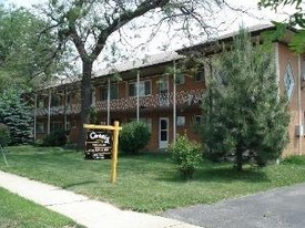 11001 S Ridgeland Ave Apartments