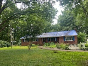 7500a Aycocks Crossing Rd in Lucama, NC - Building Photo - Building Photo