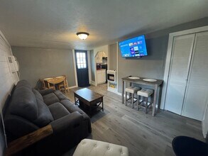 4813 Sayre Ave in Parkersburg, WV - Building Photo - Building Photo