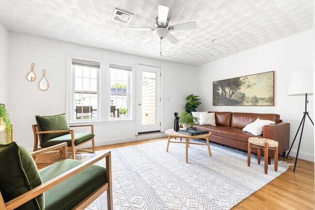 property at 25 Cross St