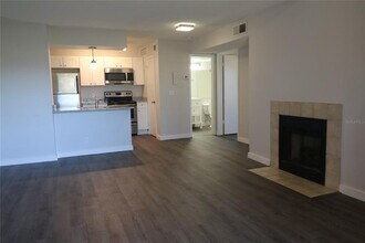 400 Lake Placid Ct in Altamonte Springs, FL - Building Photo - Building Photo