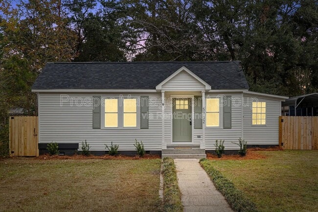 5732 Allison Ave in Hanahan, SC - Building Photo - Building Photo