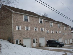 288-298 2nd St in Pitcairn, PA - Building Photo - Building Photo