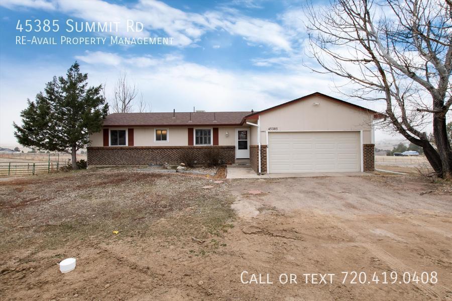 45385 Summit Rd in Parker, CO - Building Photo