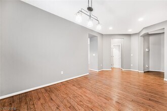 11242 Villa Trentino Ct in Las Vegas, NV - Building Photo - Building Photo