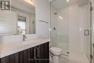 805 Kinstead Private in Ottawa, ON - Building Photo - Building Photo