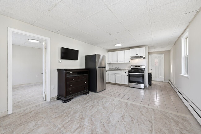 807 W New York Ave, Unit 181 in Somers Point, NJ - Foto de edificio - Building Photo