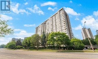 1580 Mississauga Vly Blvd in Mississauga, ON - Building Photo