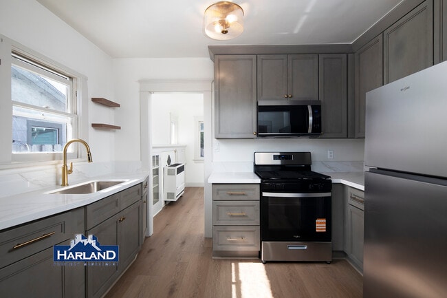 property at 4419 Mississippi St