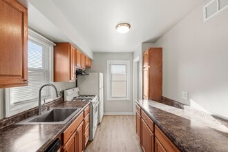 8314 Gordon Dr in Highland, IN - Building Photo - Building Photo