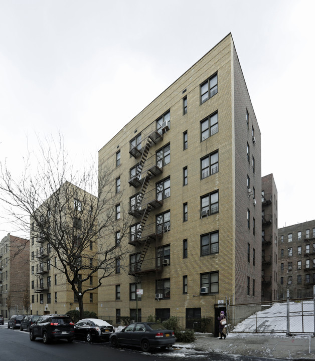 Morris Gardens in Bronx, NY - Building Photo