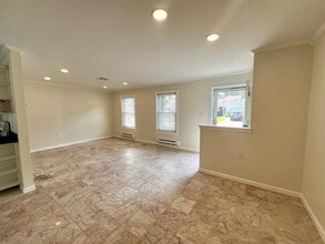 342 Edinburgh Dr in Ridge, NY - Building Photo - Building Photo