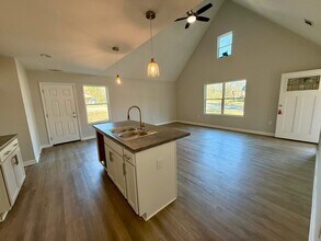 2927 Beechmont St in Memphis, TN - Building Photo - Building Photo