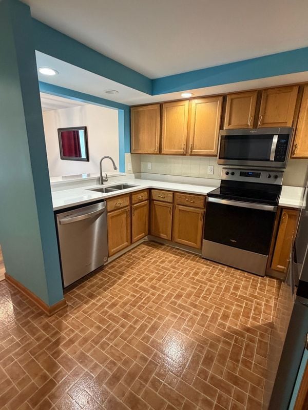 142 Northwood Dr in Depew, NY - Building Photo - Building Photo