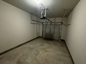 33 Paddington St in Falling Waters, WV - Building Photo - Building Photo