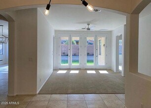 6857 S Birdie Way in Gilbert, AZ - Building Photo - Building Photo