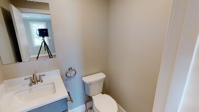63 Bacon St in Waltham, MA - Building Photo - Building Photo
