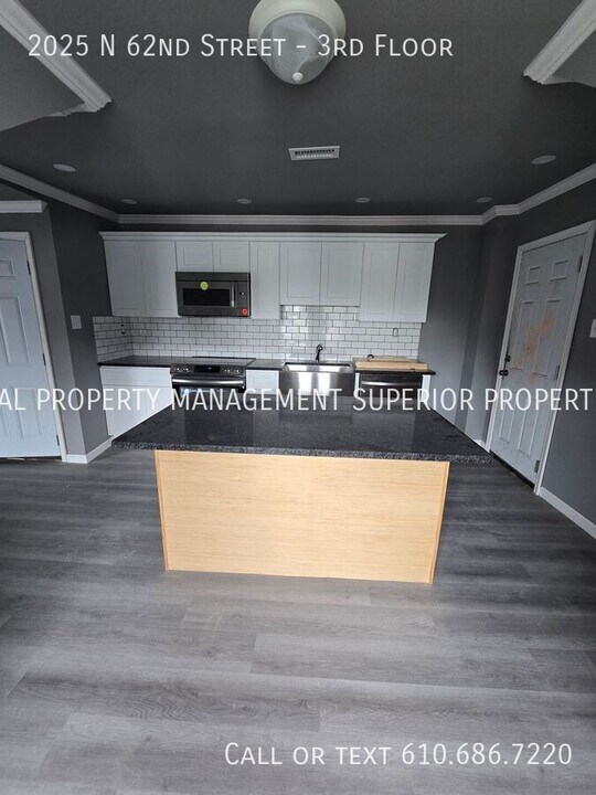 2025 N 62nd St in Philadelphia, PA - Building Photo