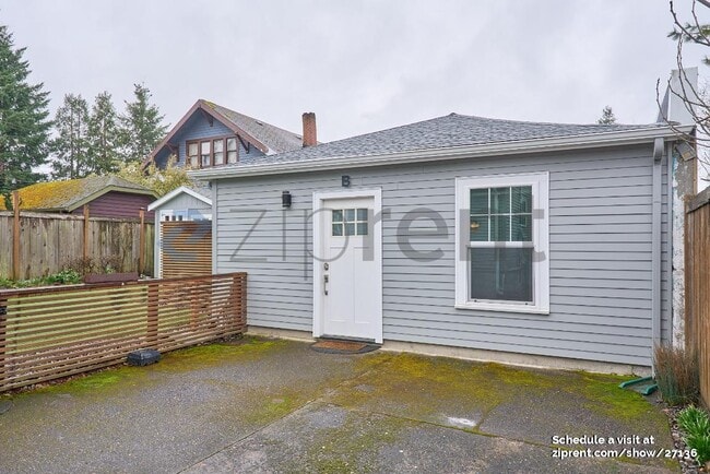 3713 NE 15th Ave in Portland, OR - Foto de edificio - Building Photo