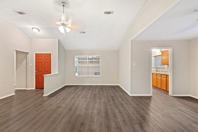 2411 Cypressvine Dr photo'