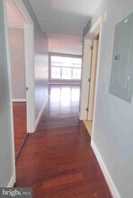 150 V St NW, Unit V304 in Washington, DC - Building Photo - Building Photo