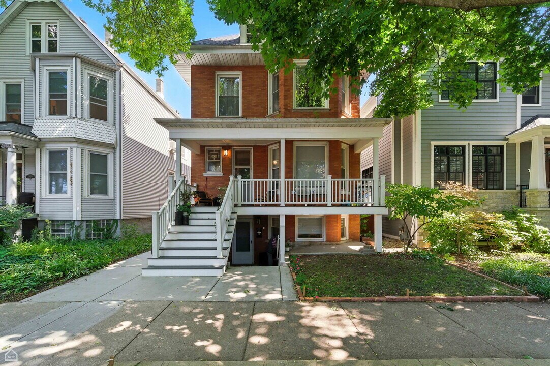 3935 N Seeley Ave in Chicago, IL - Building Photo