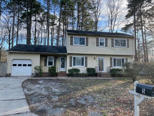 property at 5 Battery Pl