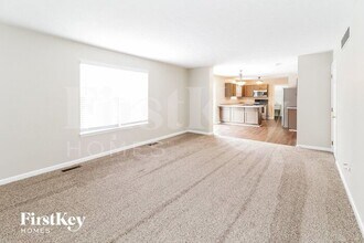 83 Bayberry Ln in Monroe, OH - Building Photo - Building Photo