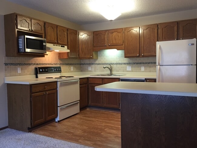5447 Babcock Trl, Unit 105
